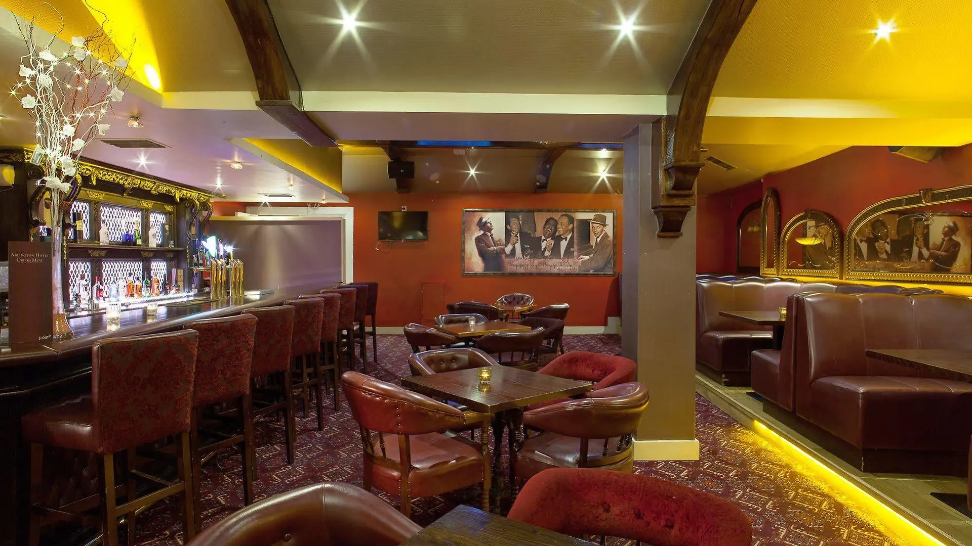 Arlington Hotel O'Connell Bridge Dublin Ireland