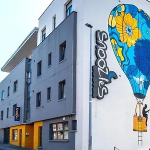 Snoozles Centre Albergue Galway